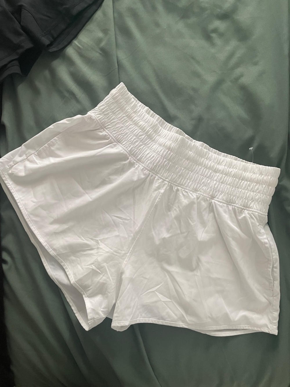 OFFLINE by Aerie Lined White Elastic-Waist Active Shorts